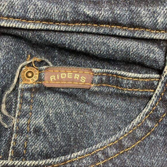 RIDERS Women’s Dark Wash jeans Size 16Petite Rise 13” Inseam 28.5 - Picture 4 of 8